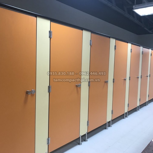 Thi công vách ngăn vệ sinh tại Hậu Giang