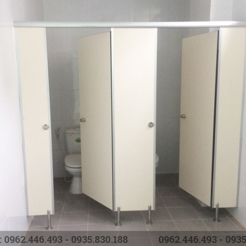 Thi công vách ngăn vệ sinh tại Bình Phước
